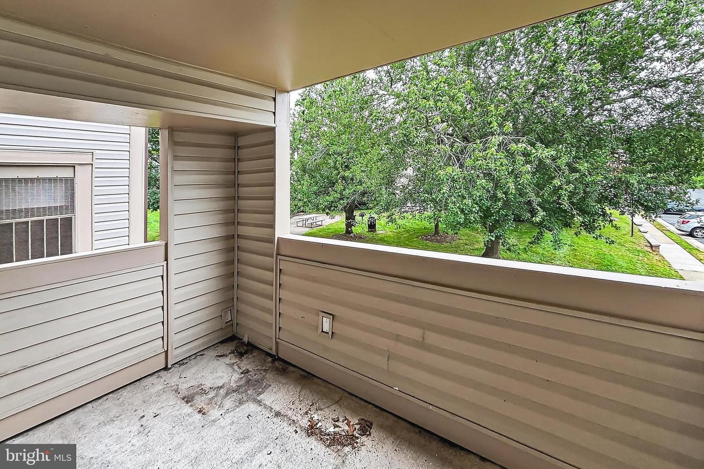 6925 MARY CAROLINE CIRCLE #H, ALEXANDRIA, Virginia 22310, 2 Bedrooms Bedrooms, ,2 BathroomsBathrooms,Residential,For sale,6925 MARY CAROLINE CIRCLE #H,VAFX2263670 MLS # VAFX2263670
