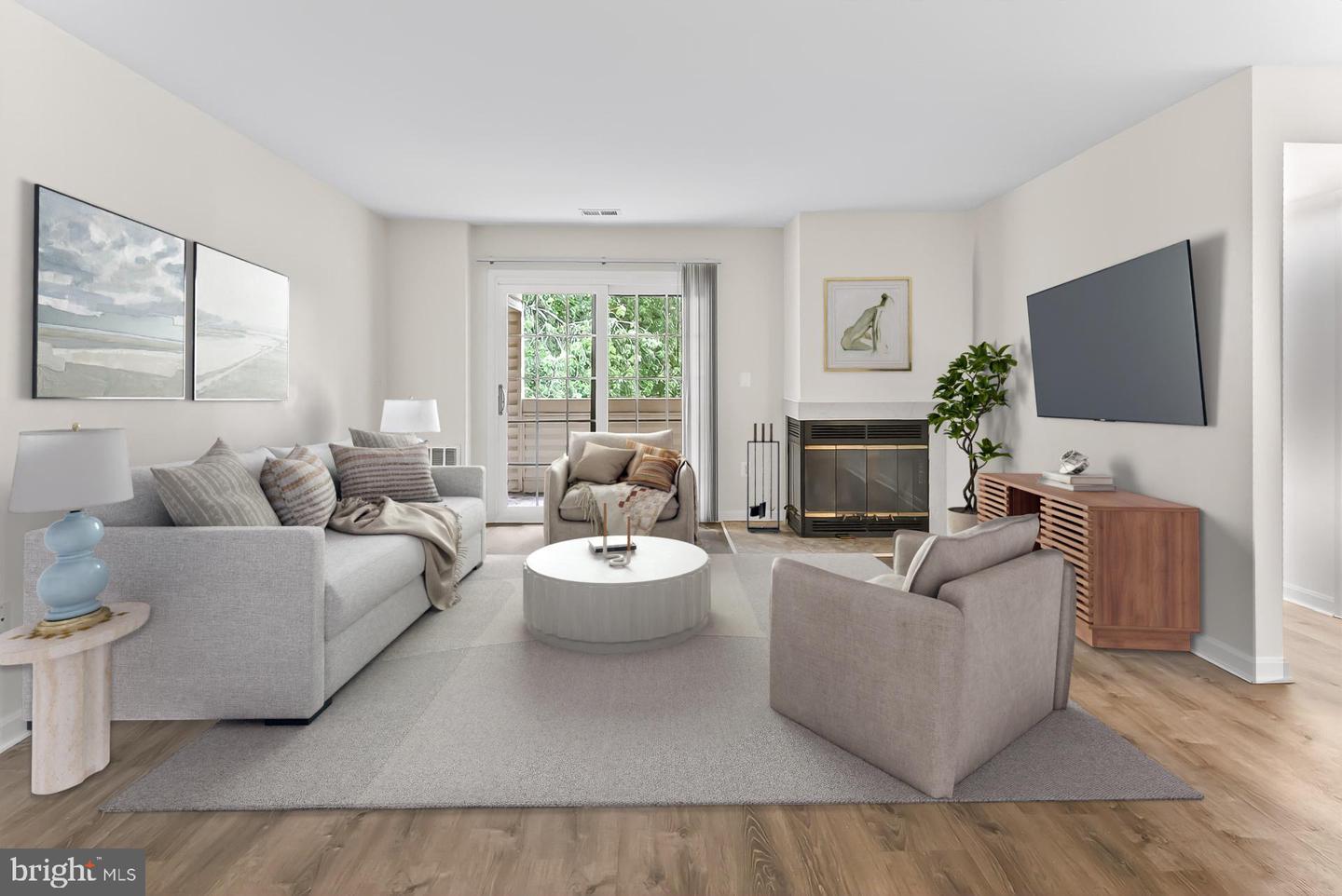 6925 MARY CAROLINE CIRCLE #H, ALEXANDRIA, Virginia 22310, 2 Bedrooms Bedrooms, ,2 BathroomsBathrooms,Residential,For sale,6925 MARY CAROLINE CIRCLE #H,VAFX2263670 MLS # VAFX2263670