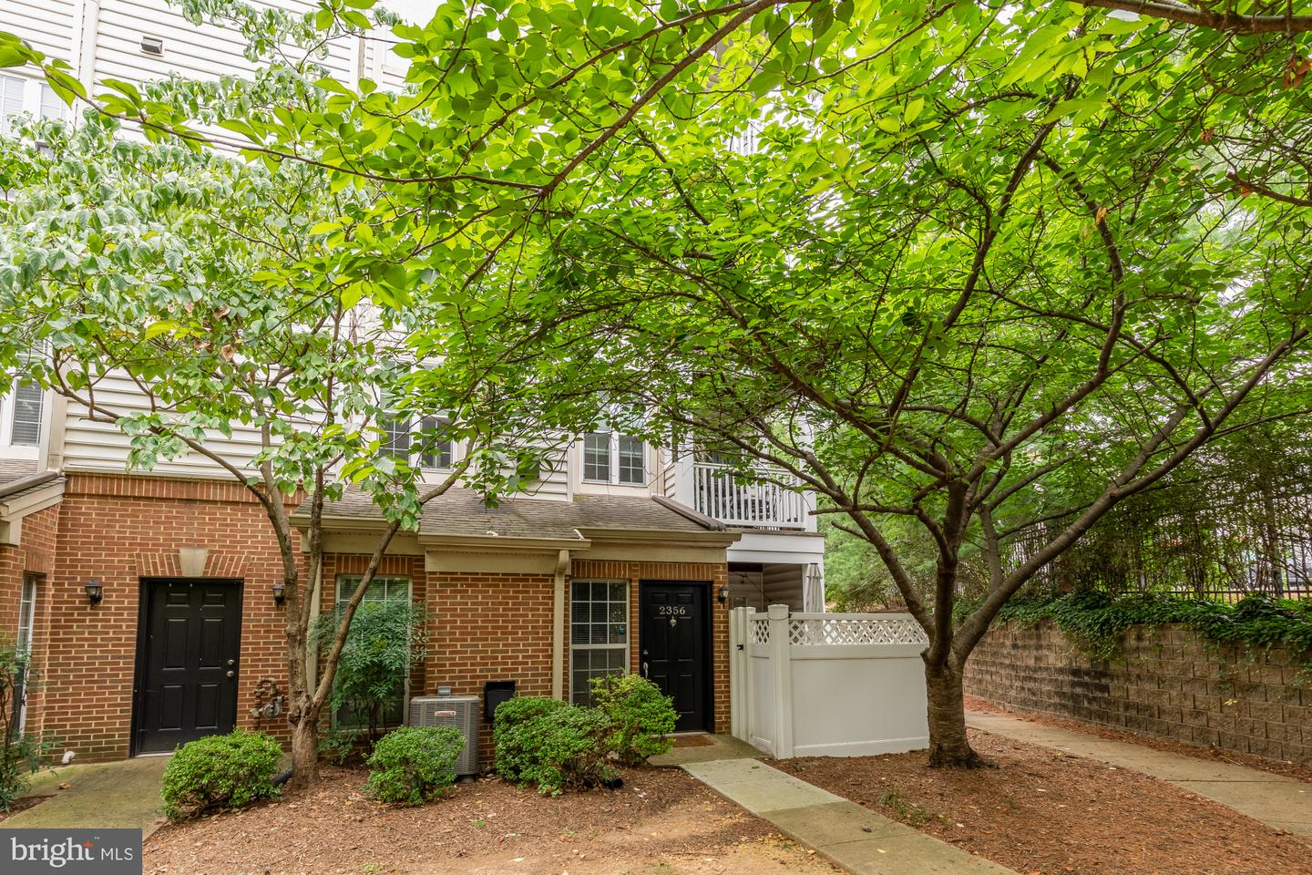 2356 GARNETT DR #1, ALEXANDRIA, Virginia 22311, 1 Bedroom Bedrooms, ,1 BathroomBathrooms,Residential,For sale,2356 GARNETT DR #1,VAAX2049056 MLS # VAAX2049056