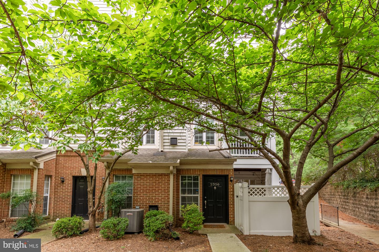 2356 GARNETT DR #1, ALEXANDRIA, Virginia 22311, 1 Bedroom Bedrooms, ,1 BathroomBathrooms,Residential,For sale,2356 GARNETT DR #1,VAAX2049056 MLS # VAAX2049056
