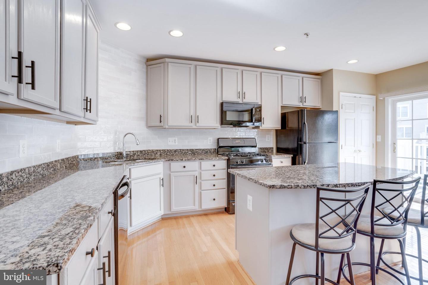 4656 BATTENBURG LN, FAIRFAX, Virginia 22030, 3 Bedrooms Bedrooms, ,2 BathroomsBathrooms,Residential,For sale,4656 BATTENBURG LN,VAFX2263784 MLS # VAFX2263784
