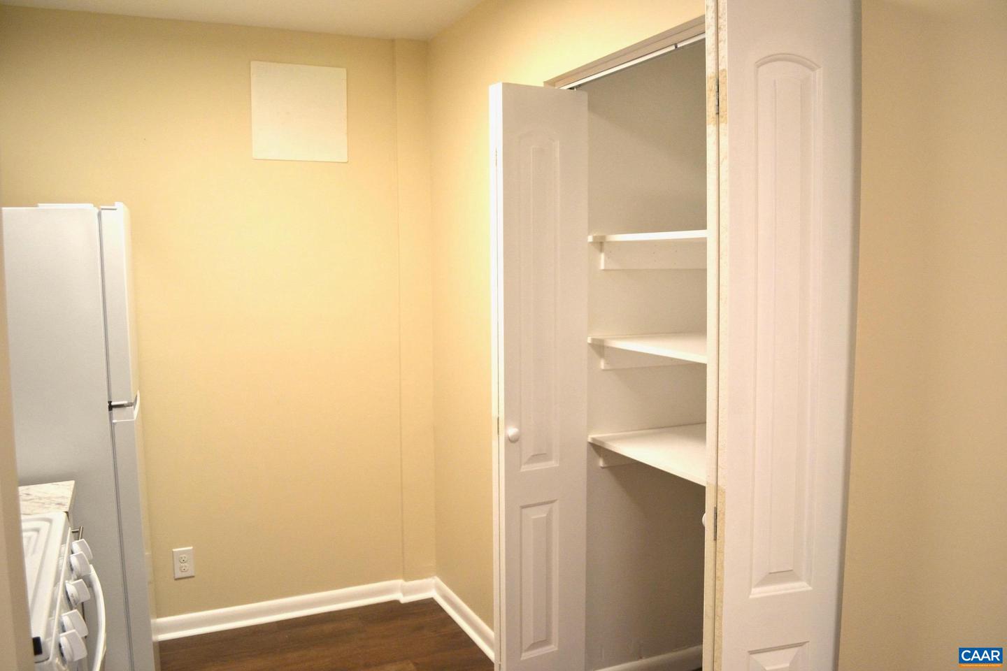 2517 HYDRAULIC RD #66, CHARLOTTESVILLE, Virginia 22901, 2 Bedrooms Bedrooms, ,1 BathroomBathrooms,Residential,For sale,2517 HYDRAULIC RD #66,668320 MLS # 668320