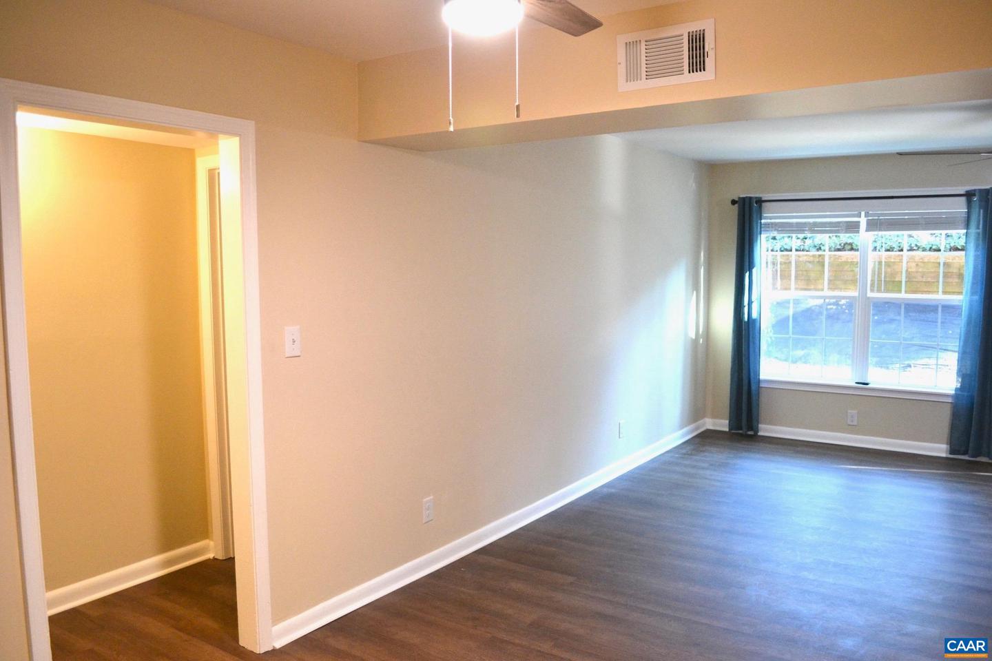 2517 HYDRAULIC RD #66, CHARLOTTESVILLE, Virginia 22901, 2 Bedrooms Bedrooms, ,1 BathroomBathrooms,Residential,For sale,2517 HYDRAULIC RD #66,668320 MLS # 668320