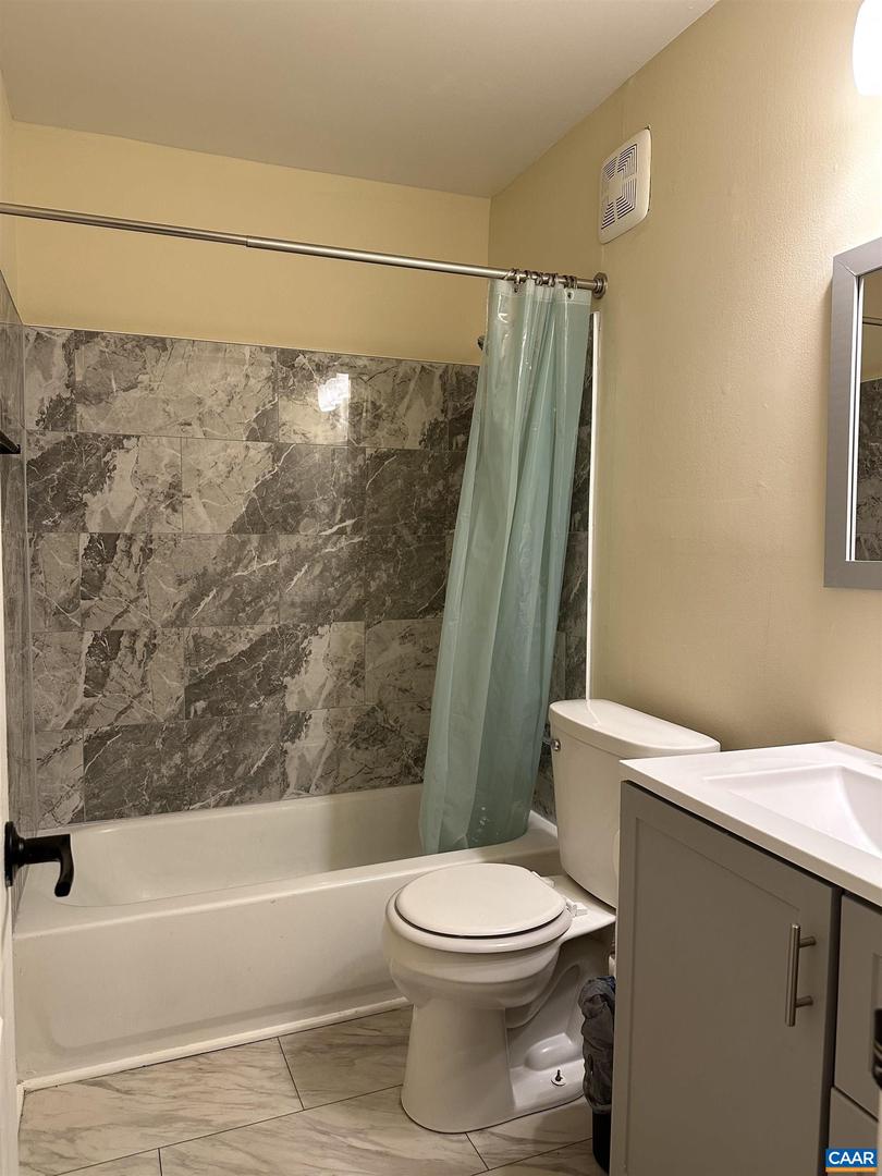 2517 HYDRAULIC RD #66, CHARLOTTESVILLE, Virginia 22901, 2 Bedrooms Bedrooms, ,1 BathroomBathrooms,Residential,For sale,2517 HYDRAULIC RD #66,668320 MLS # 668320