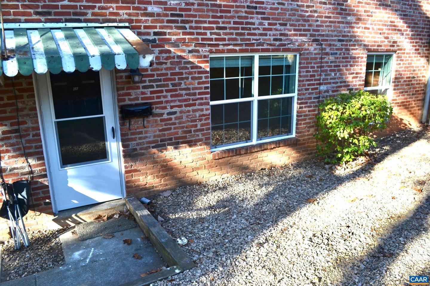 2517 HYDRAULIC RD #66, CHARLOTTESVILLE, Virginia 22901, 2 Bedrooms Bedrooms, ,1 BathroomBathrooms,Residential,For sale,2517 HYDRAULIC RD #66,668320 MLS # 668320