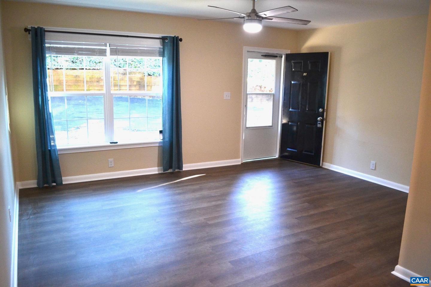 2517 HYDRAULIC RD #66, CHARLOTTESVILLE, Virginia 22901, 2 Bedrooms Bedrooms, ,1 BathroomBathrooms,Residential,For sale,2517 HYDRAULIC RD #66,668320 MLS # 668320