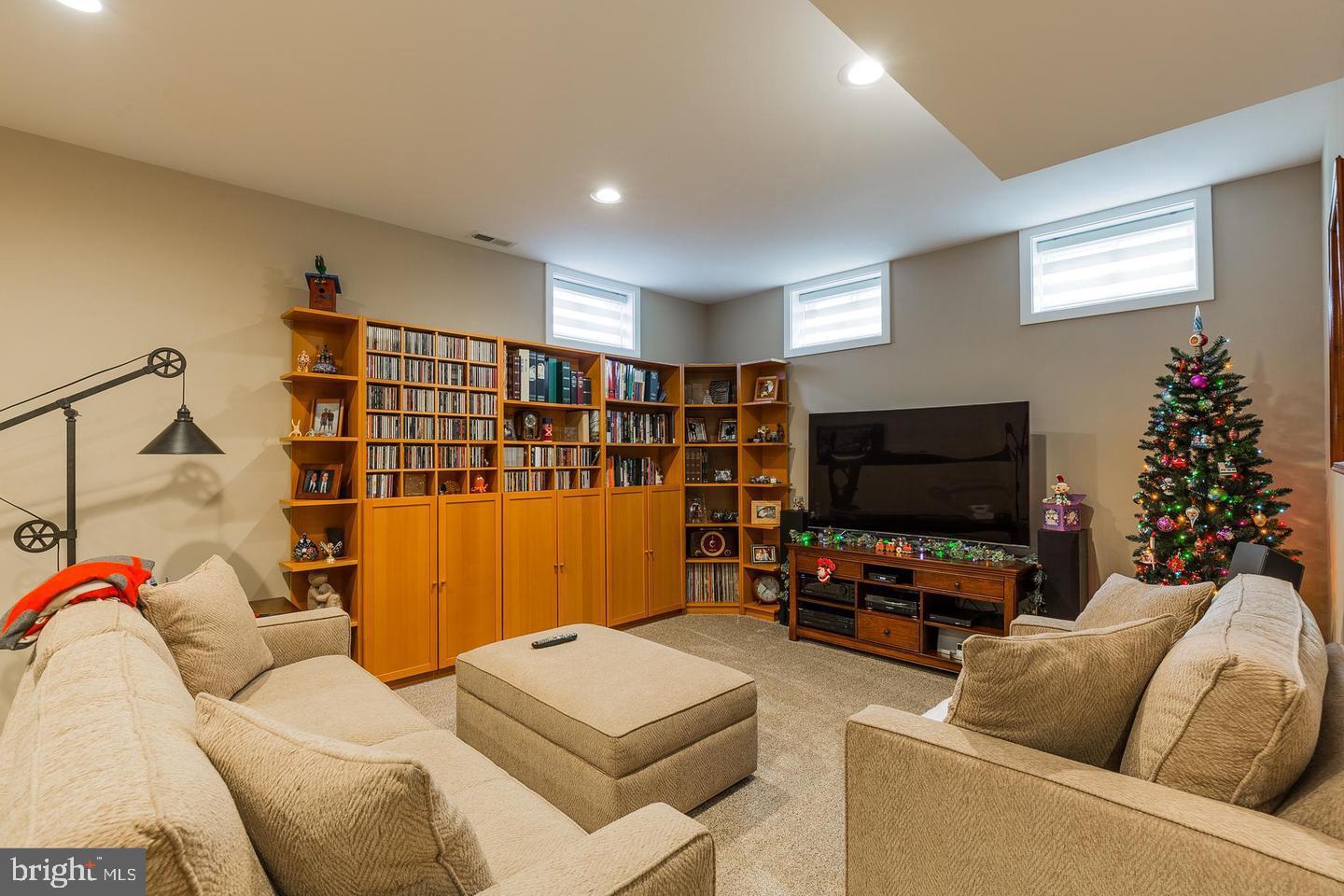 4222 LAMARRE DR, FAIRFAX, Virginia 22030, 4 Bedrooms Bedrooms, ,4 BathroomsBathrooms,Residential,For sale,4222 LAMARRE DR,VAFX2263818 MLS # VAFX2263818