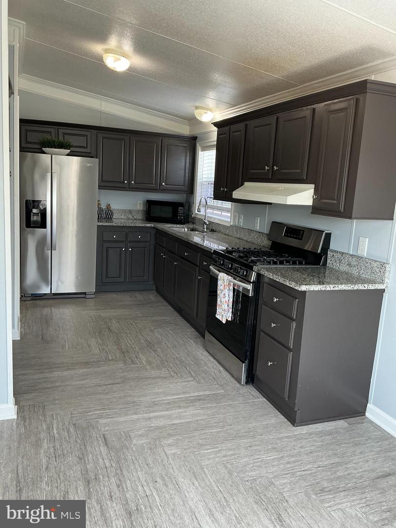 4 PRINCE WILLIAM CIRCLE, DUMFRIES, Virginia 22026, 3 Bedrooms Bedrooms, ,2 BathroomsBathrooms,Residential,For sale,4 PRINCE WILLIAM CIRCLE,VAPW2102810 MLS # VAPW2102810