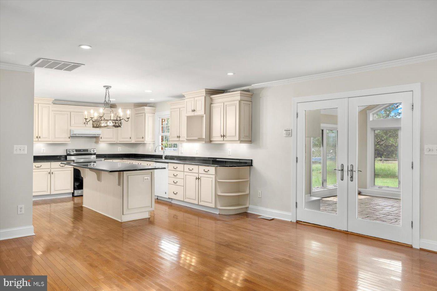 45 BOWLING FARM LN, FREDERICKSBURG, Virginia 22406, 4 Bedrooms Bedrooms, ,3 BathroomsBathrooms,Residential,For sale,45 BOWLING FARM LN,VAST2042220 MLS # VAST2042220