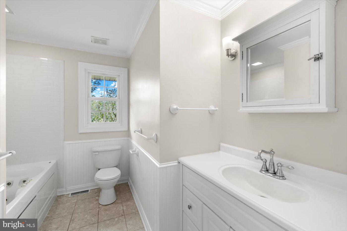 45 BOWLING FARM LN, FREDERICKSBURG, Virginia 22406, 4 Bedrooms Bedrooms, ,3 BathroomsBathrooms,Residential,For sale,45 BOWLING FARM LN,VAST2042220 MLS # VAST2042220