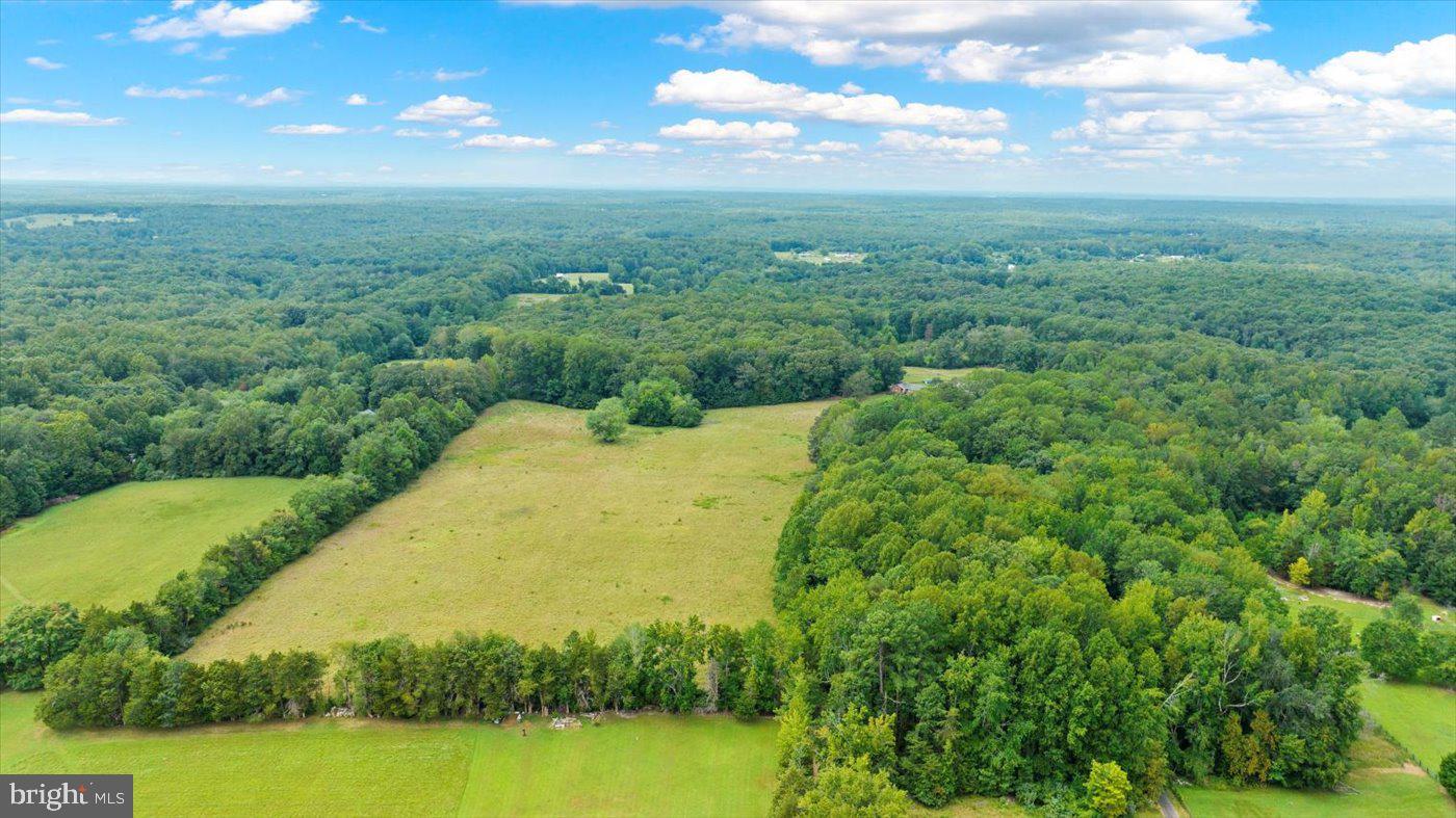 45 BOWLING FARM LN, FREDERICKSBURG, Virginia 22406, 4 Bedrooms Bedrooms, ,3 BathroomsBathrooms,Residential,For sale,45 BOWLING FARM LN,VAST2042220 MLS # VAST2042220