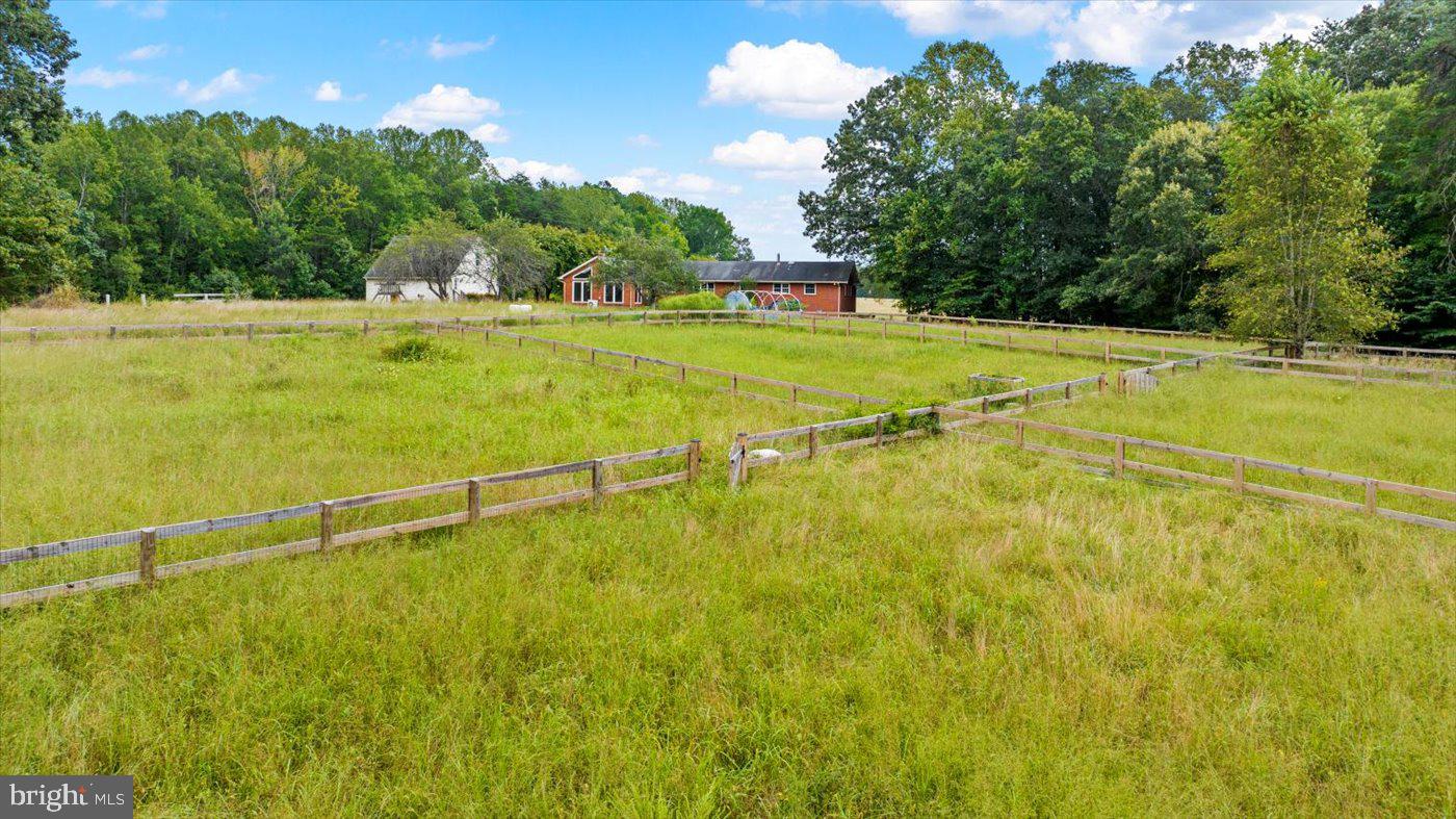 45 BOWLING FARM LN, FREDERICKSBURG, Virginia 22406, 4 Bedrooms Bedrooms, ,3 BathroomsBathrooms,Residential,For sale,45 BOWLING FARM LN,VAST2042220 MLS # VAST2042220