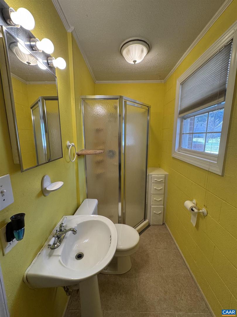 16 KINGSTON CT, STUARTS DRAFT, Virginia 24477, 4 Bedrooms Bedrooms, ,3 BathroomsBathrooms,Residential,For sale,16 KINGSTON CT,668338 MLS # 668338