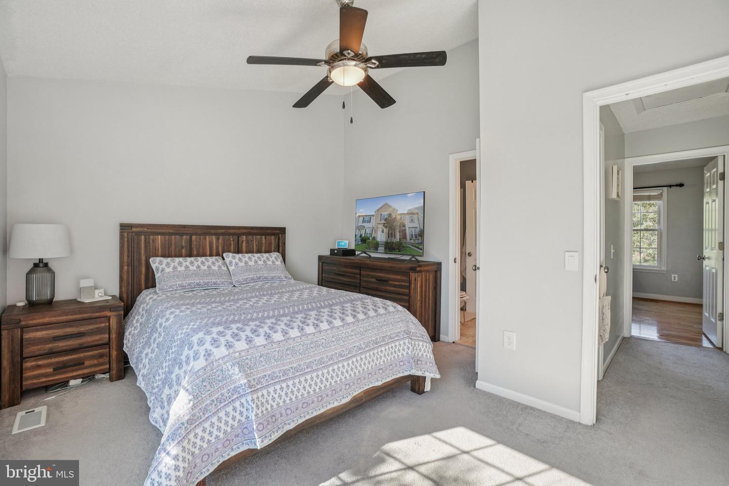 6575 OLD CARRIAGE DR, ALEXANDRIA, Virginia 22315, 2 Bedrooms Bedrooms, ,2 BathroomsBathrooms,Residential,For sale,6575 OLD CARRIAGE DR,VAFX2263920 MLS # VAFX2263920