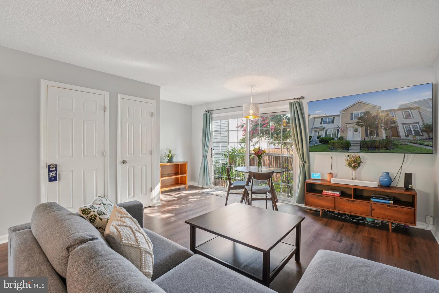 6575 OLD CARRIAGE DR, ALEXANDRIA, Virginia 22315, 2 Bedrooms Bedrooms, ,2 BathroomsBathrooms,Residential,For sale,6575 OLD CARRIAGE DR,VAFX2263920 MLS # VAFX2263920