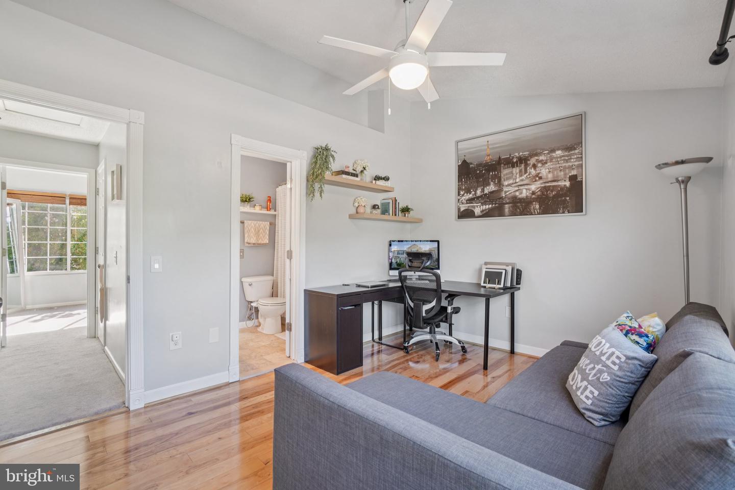 6575 OLD CARRIAGE DR, ALEXANDRIA, Virginia 22315, 2 Bedrooms Bedrooms, ,2 BathroomsBathrooms,Residential,For sale,6575 OLD CARRIAGE DR,VAFX2263920 MLS # VAFX2263920