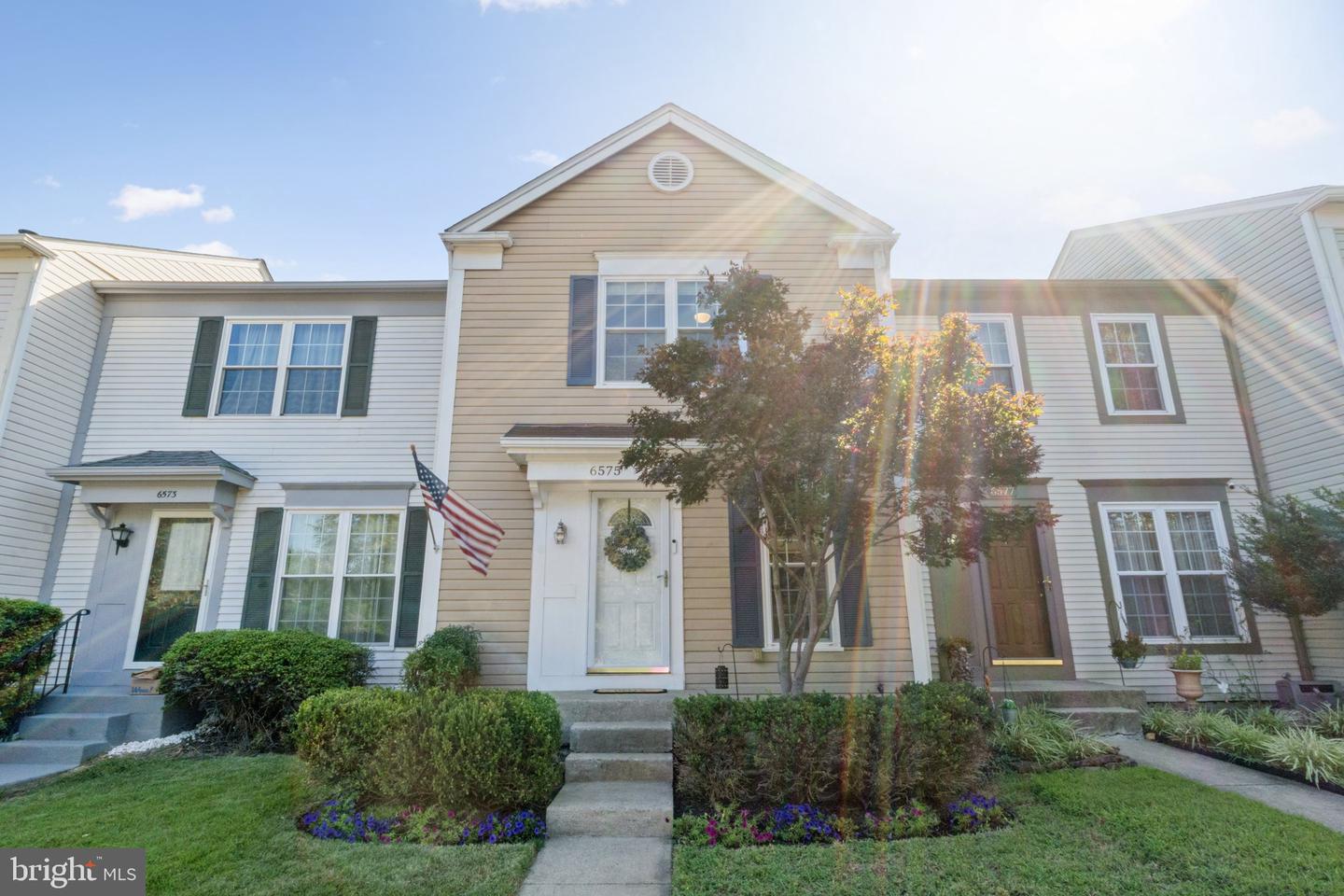 6575 OLD CARRIAGE DR, ALEXANDRIA, Virginia 22315, 2 Bedrooms Bedrooms, ,2 BathroomsBathrooms,Residential,For sale,6575 OLD CARRIAGE DR,VAFX2263920 MLS # VAFX2263920