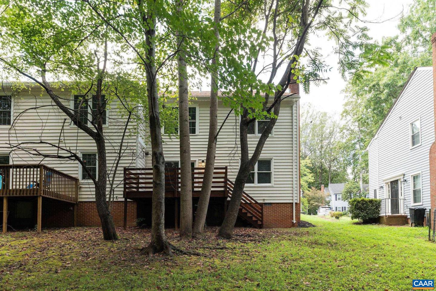 1511 WESTFIELD CT, CHARLOTTESVILLE, Virginia 22901, 3 Bedrooms Bedrooms, ,2 BathroomsBathrooms,Residential,For sale,1511 WESTFIELD CT,668348 MLS # 668348