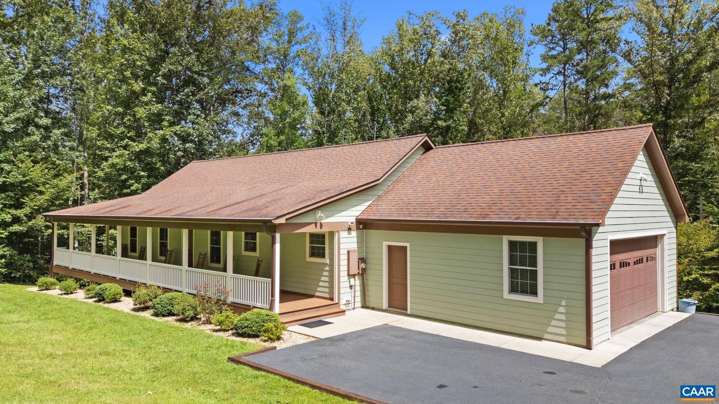 7844 JAMES MADISON HWY, FORK UNION, Virginia 23055, 3 Bedrooms Bedrooms, ,4 BathroomsBathrooms,Residential,For sale,7844 JAMES MADISON HWY,668350 MLS # 668350