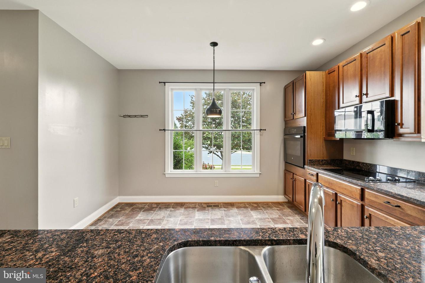 617 REDBUD LN, WOODSTOCK, Virginia 22664, 3 Bedrooms Bedrooms, ,2 BathroomsBathrooms,Residential,For sale,617 REDBUD LN,VASH2011108 MLS # VASH2011108