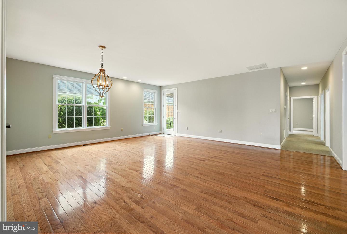 617 REDBUD LN, WOODSTOCK, Virginia 22664, 3 Bedrooms Bedrooms, ,2 BathroomsBathrooms,Residential,For sale,617 REDBUD LN,VASH2011108 MLS # VASH2011108