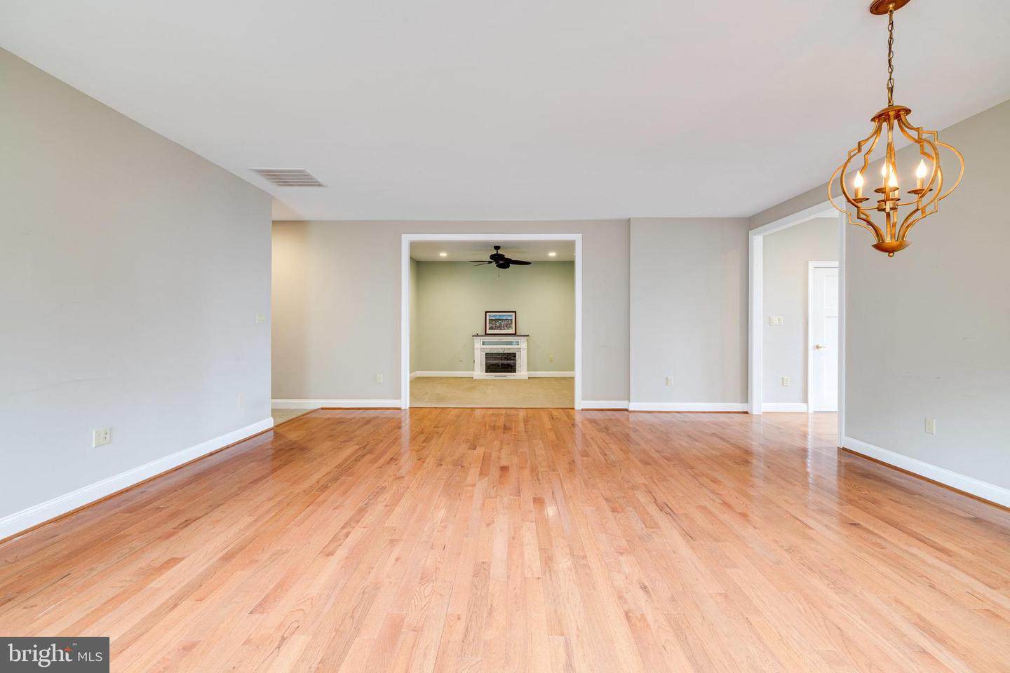 617 REDBUD LN, WOODSTOCK, Virginia 22664, 3 Bedrooms Bedrooms, ,2 BathroomsBathrooms,Residential,For sale,617 REDBUD LN,VASH2011108 MLS # VASH2011108