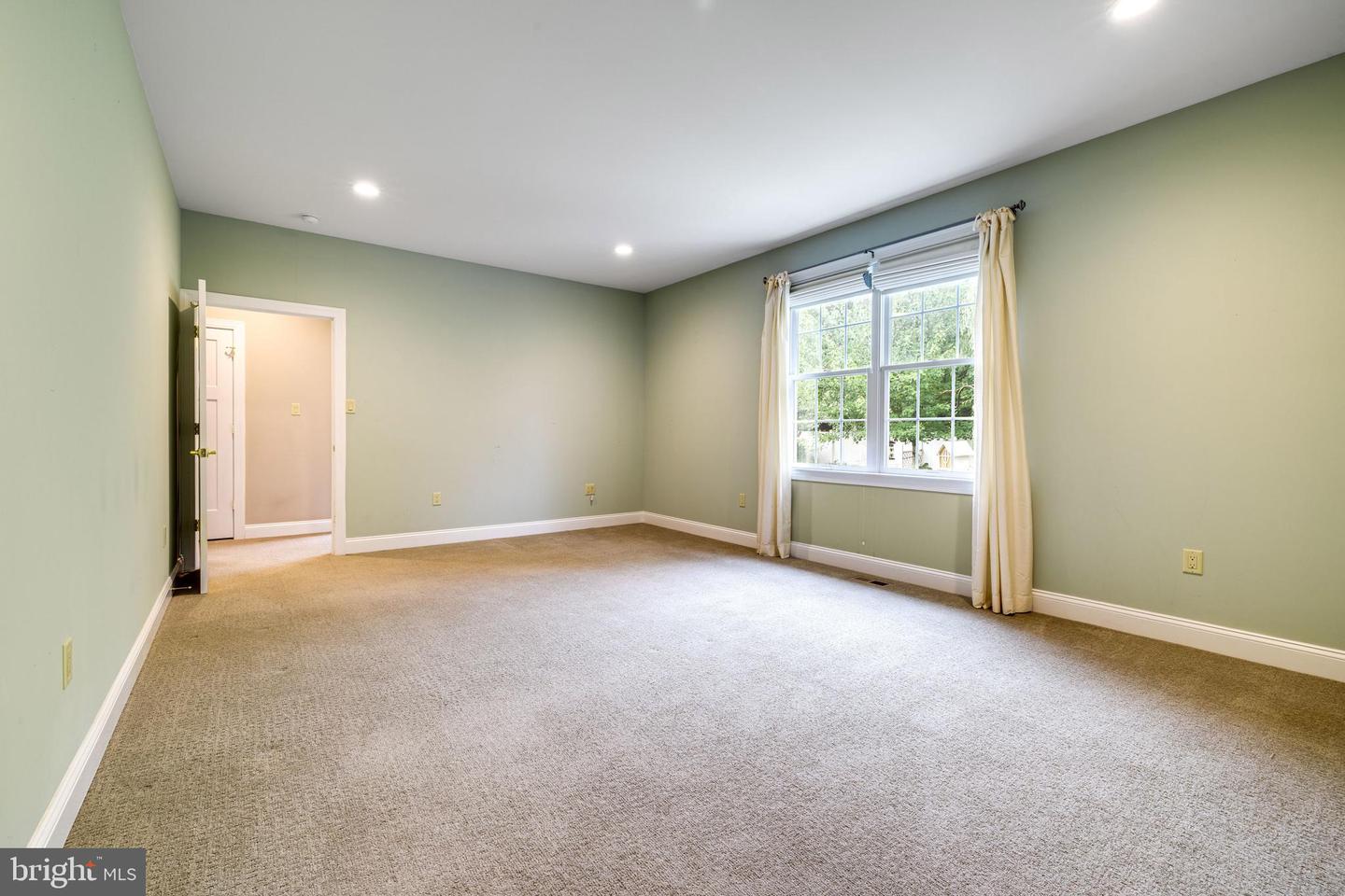 617 REDBUD LN, WOODSTOCK, Virginia 22664, 3 Bedrooms Bedrooms, ,2 BathroomsBathrooms,Residential,For sale,617 REDBUD LN,VASH2011108 MLS # VASH2011108