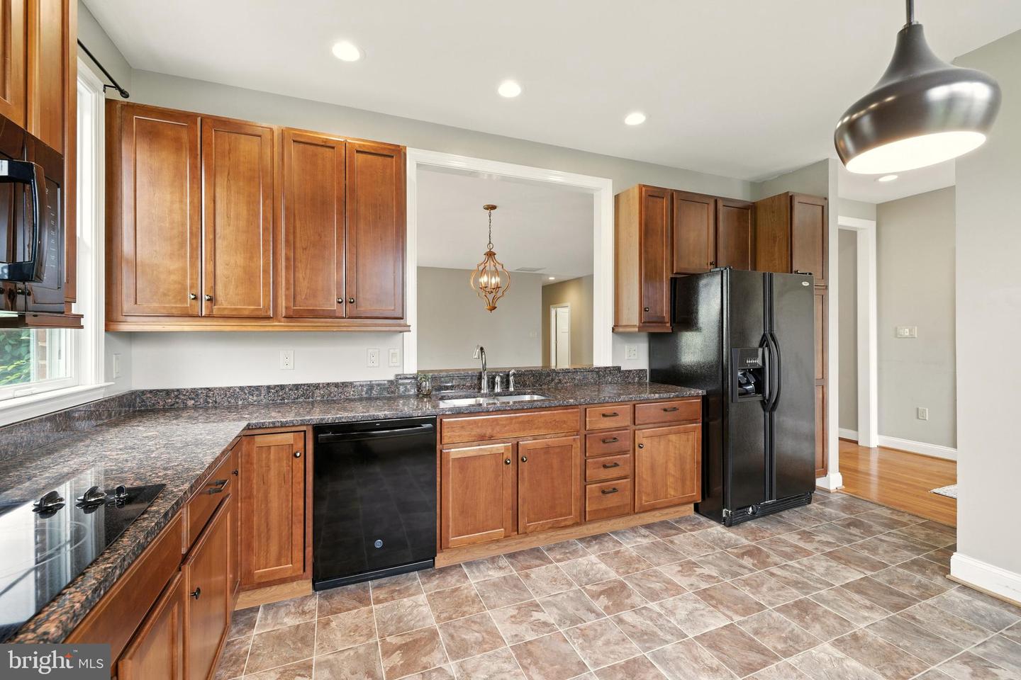617 REDBUD LN, WOODSTOCK, Virginia 22664, 3 Bedrooms Bedrooms, ,2 BathroomsBathrooms,Residential,For sale,617 REDBUD LN,VASH2011108 MLS # VASH2011108