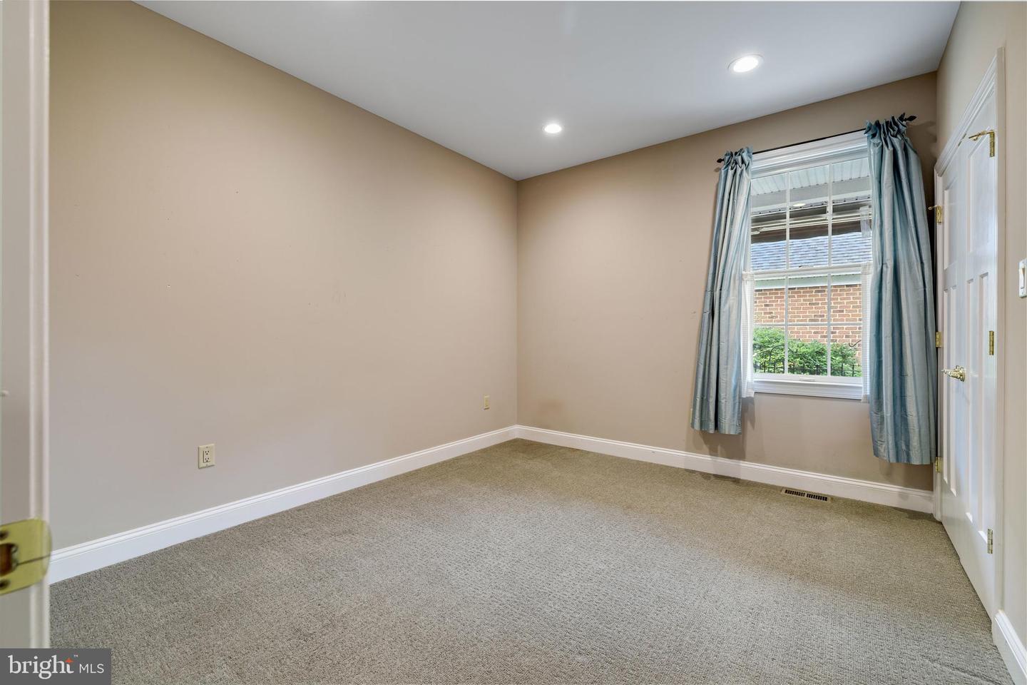 617 REDBUD LN, WOODSTOCK, Virginia 22664, 3 Bedrooms Bedrooms, ,2 BathroomsBathrooms,Residential,For sale,617 REDBUD LN,VASH2011108 MLS # VASH2011108