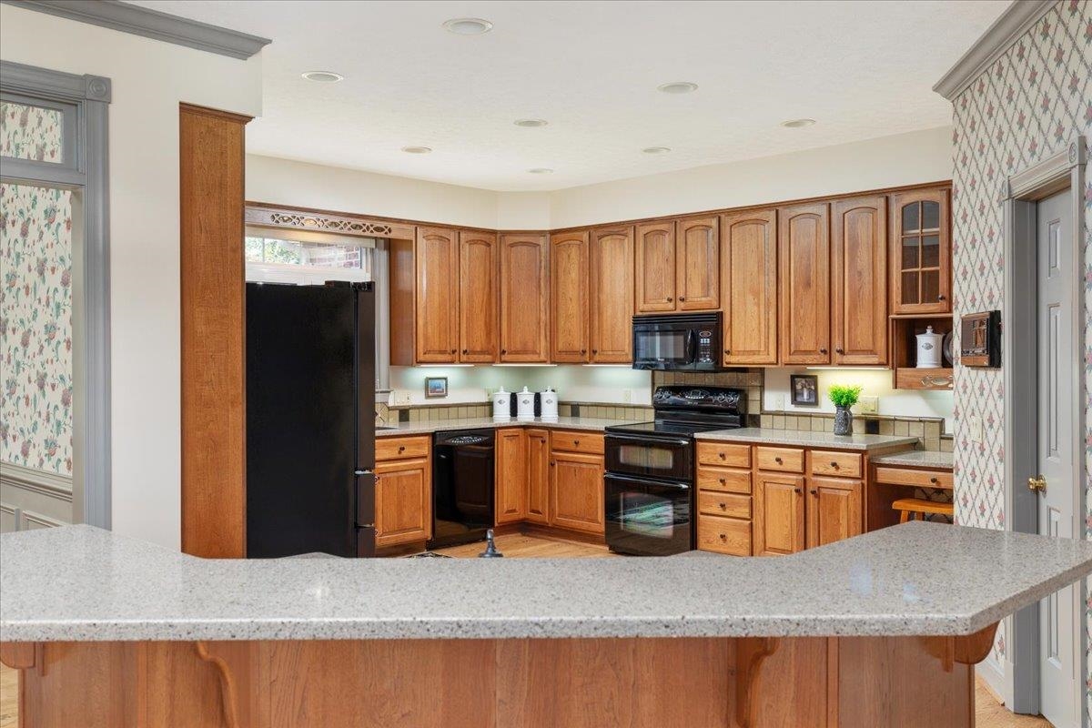 256 CLIFFSIDE DR, EDINBURG, Virginia 22824, 5 Bedrooms Bedrooms, ,5 BathroomsBathrooms,Residential,256 CLIFFSIDE DR,668319 MLS # 668319