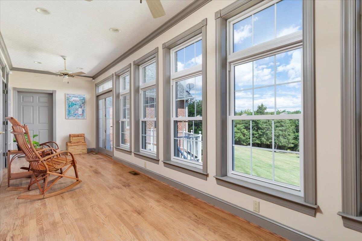256 CLIFFSIDE DR, EDINBURG, Virginia 22824, 5 Bedrooms Bedrooms, ,5 BathroomsBathrooms,Residential,256 CLIFFSIDE DR,668319 MLS # 668319