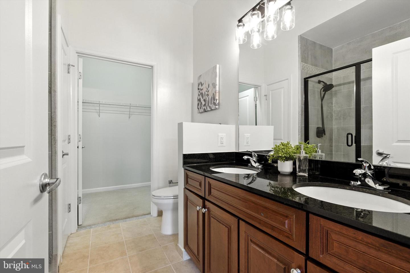 309 HOLLAND LN #222, ALEXANDRIA, Virginia 22314, 2 Bedrooms Bedrooms, ,2 BathroomsBathrooms,Residential,For sale,309 HOLLAND LN #222,VAAX2047282 MLS # VAAX2047282