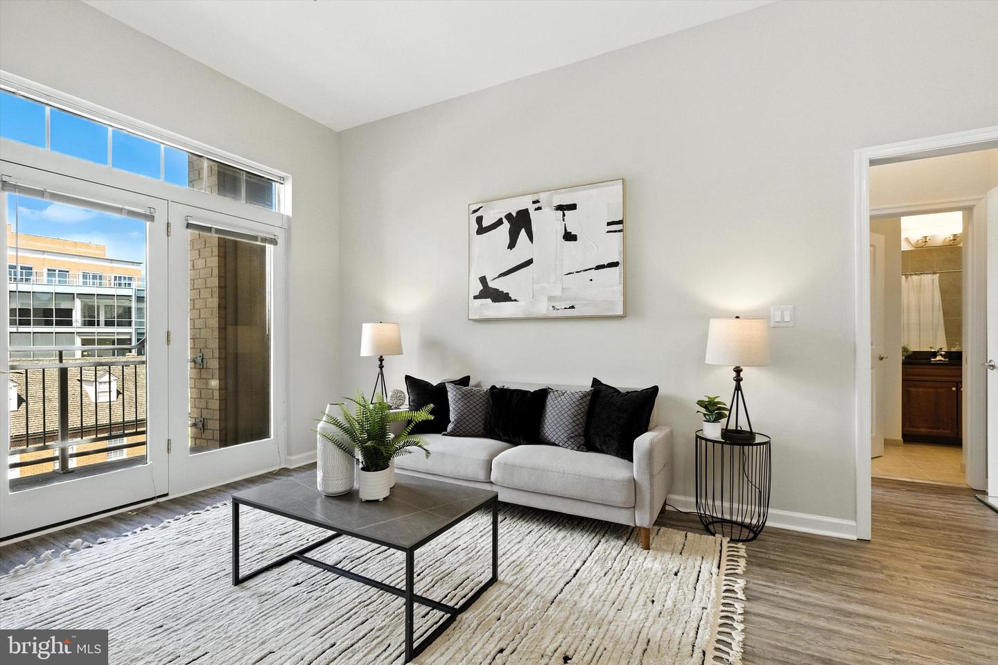 309 HOLLAND LN #222, ALEXANDRIA, Virginia 22314, 2 Bedrooms Bedrooms, ,2 BathroomsBathrooms,Residential,For sale,309 HOLLAND LN #222,VAAX2047282 MLS # VAAX2047282