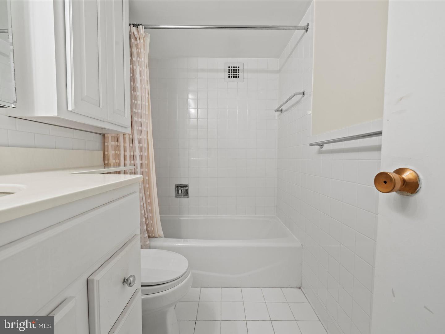 700 7TH ST SW #430, WASHINGTON, District Of Columbia 20024, 1 Bedroom Bedrooms, ,1 BathroomBathrooms,Residential,For sale,700 7TH ST SW #430,DCDC2209922 MLS # DCDC2209922