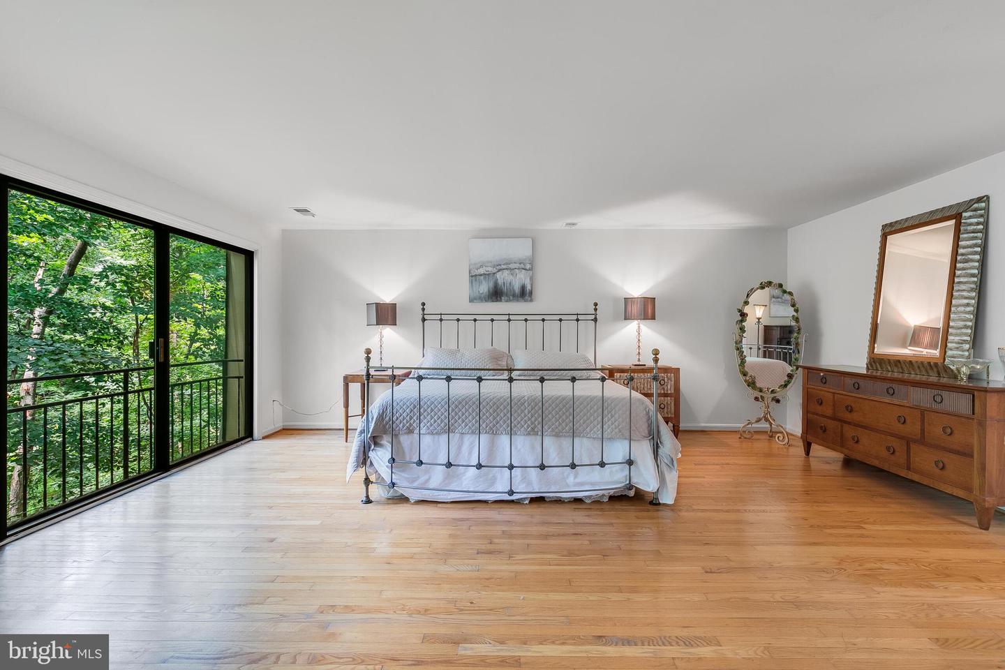 4054 41ST ST, MCLEAN, Virginia 22101, 6 Bedrooms Bedrooms, ,3 BathroomsBathrooms,Residential,For sale,4054 41ST ST,VAFX2256126 MLS # VAFX2256126