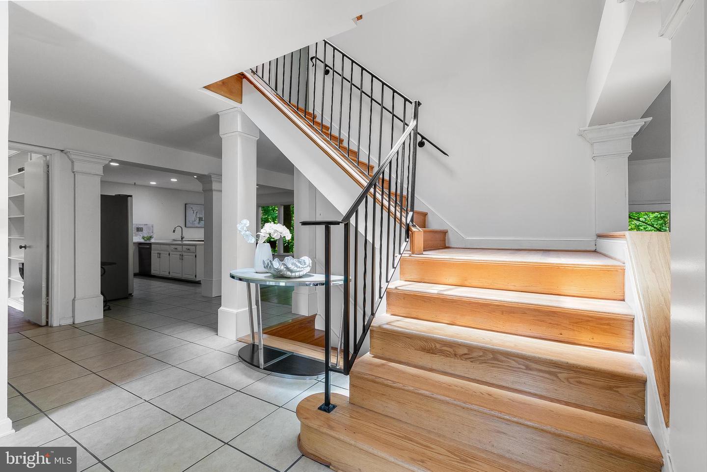4054 41ST ST, MCLEAN, Virginia 22101, 6 Bedrooms Bedrooms, ,3 BathroomsBathrooms,Residential,For sale,4054 41ST ST,VAFX2256126 MLS # VAFX2256126