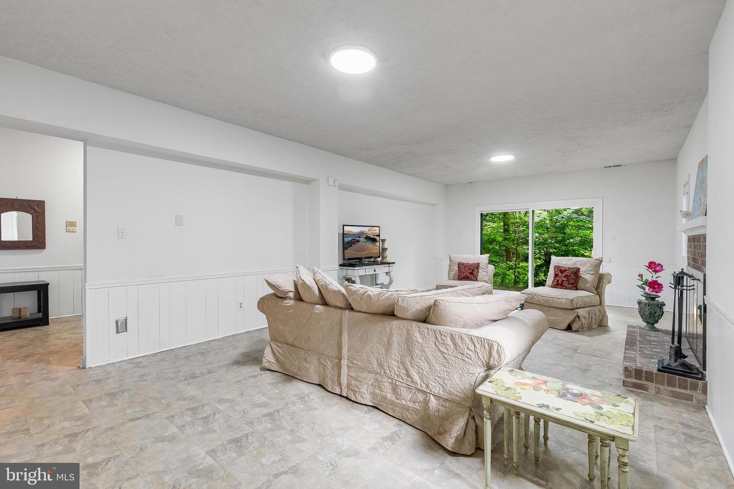 4054 41ST ST, MCLEAN, Virginia 22101, 6 Bedrooms Bedrooms, ,3 BathroomsBathrooms,Residential,For sale,4054 41ST ST,VAFX2256126 MLS # VAFX2256126