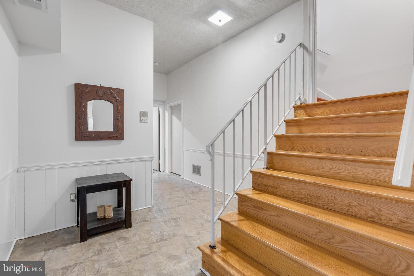 4054 41ST ST, MCLEAN, Virginia 22101, 6 Bedrooms Bedrooms, ,3 BathroomsBathrooms,Residential,For sale,4054 41ST ST,VAFX2256126 MLS # VAFX2256126