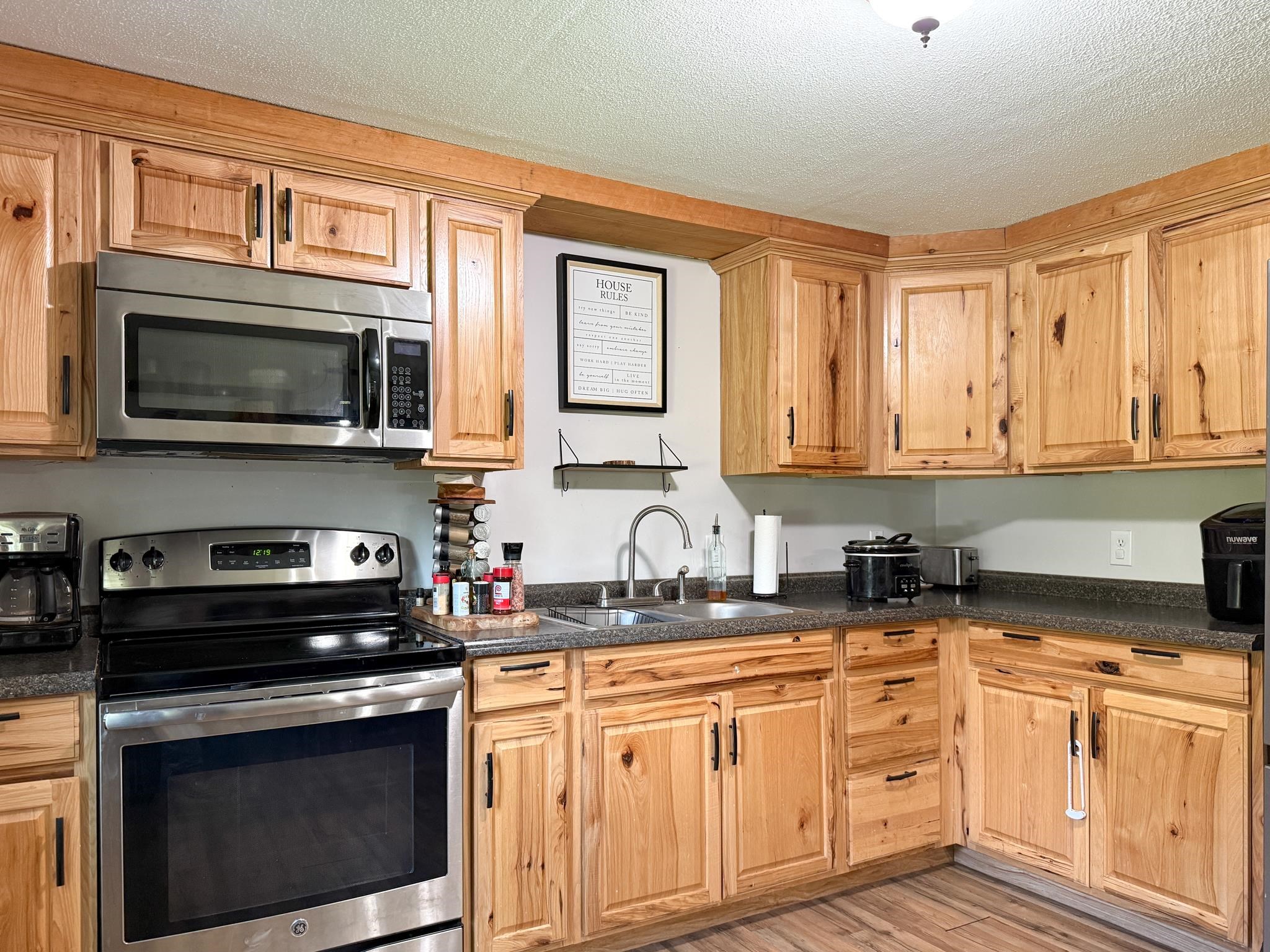1890 CALF MOUNTAIN RD, WAYNESBORO, Virginia 22980, 3 Bedrooms Bedrooms, ,2 BathroomsBathrooms,Residential,1890 CALF MOUNTAIN RD,668358 MLS # 668358