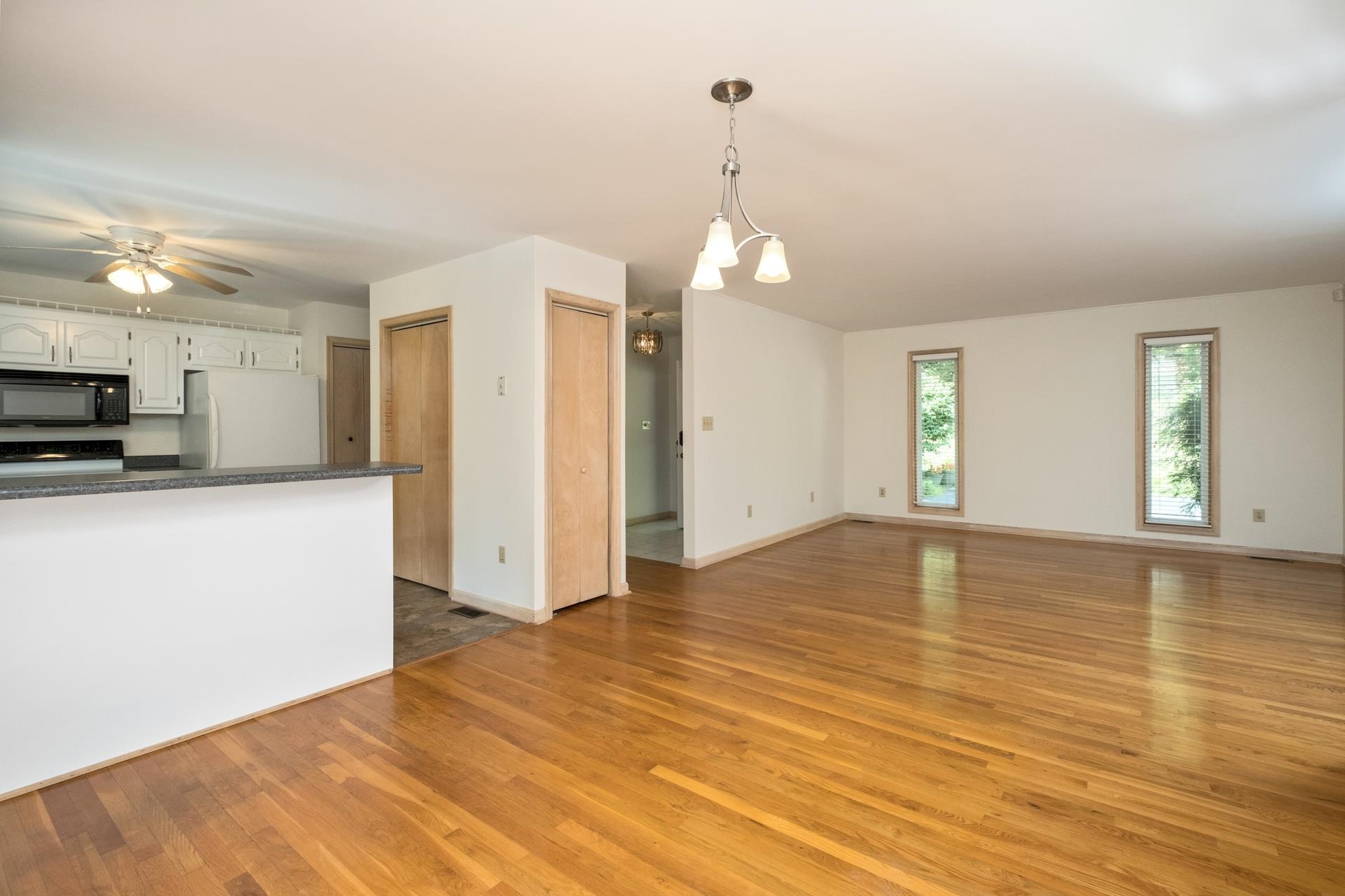 28 LITTLE CHESTNUT LN, LYNDHURST, Virginia 22952, 3 Bedrooms Bedrooms, ,2 BathroomsBathrooms,Residential,28 LITTLE CHESTNUT LN,668360 MLS # 668360