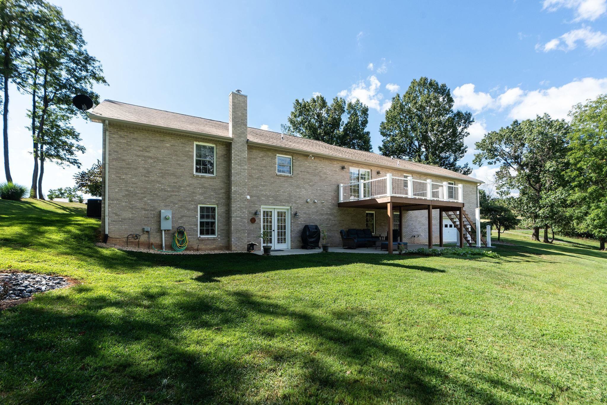 3894 SHUTTERLEE MILL LN, STAUNTON, Virginia 24401, 5 Bedrooms Bedrooms, ,3 BathroomsBathrooms,Residential,3894 SHUTTERLEE MILL LN,668362 MLS # 668362