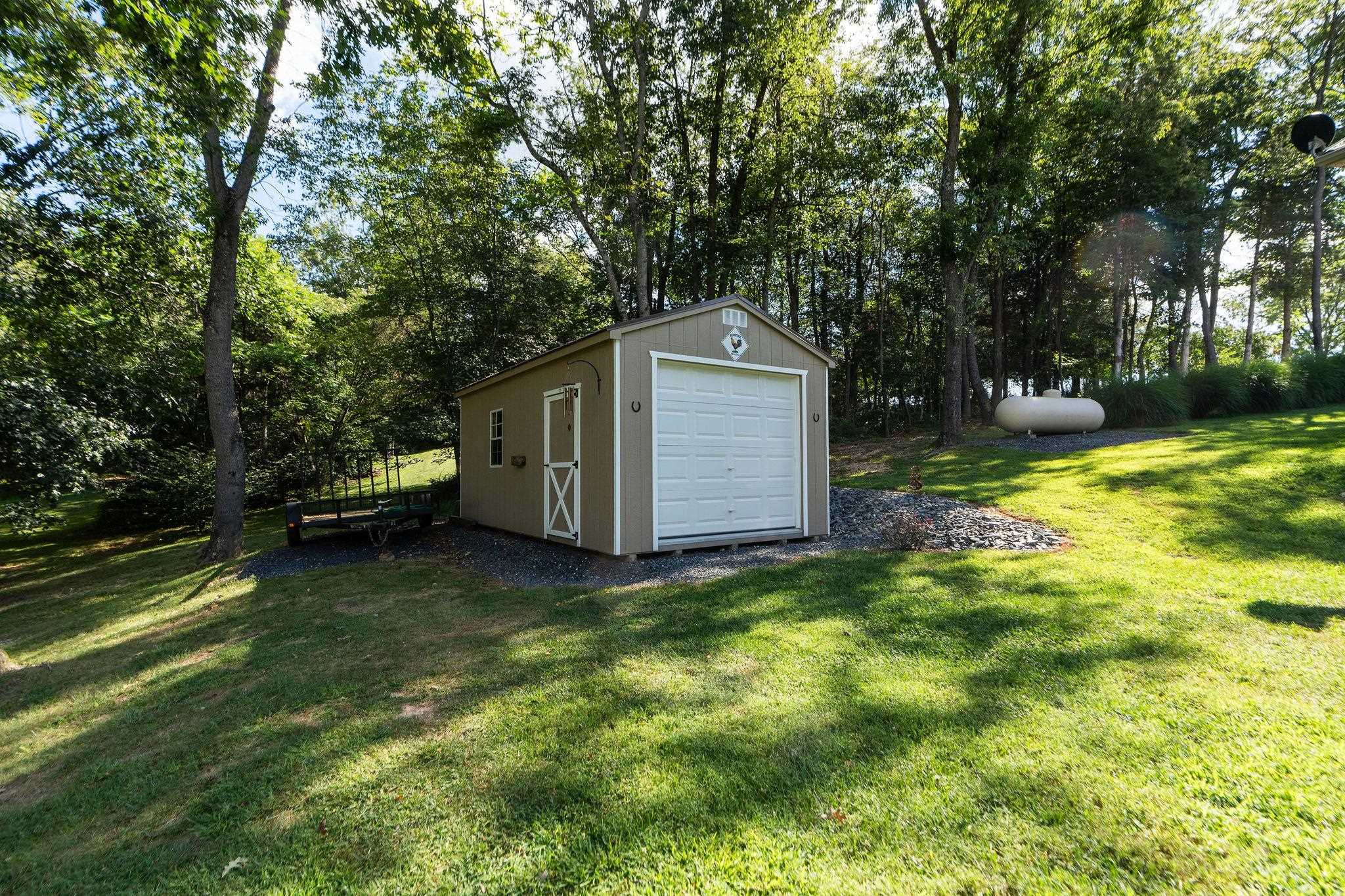 3894 SHUTTERLEE MILL LN, STAUNTON, Virginia 24401, 5 Bedrooms Bedrooms, ,3 BathroomsBathrooms,Residential,3894 SHUTTERLEE MILL LN,668362 MLS # 668362