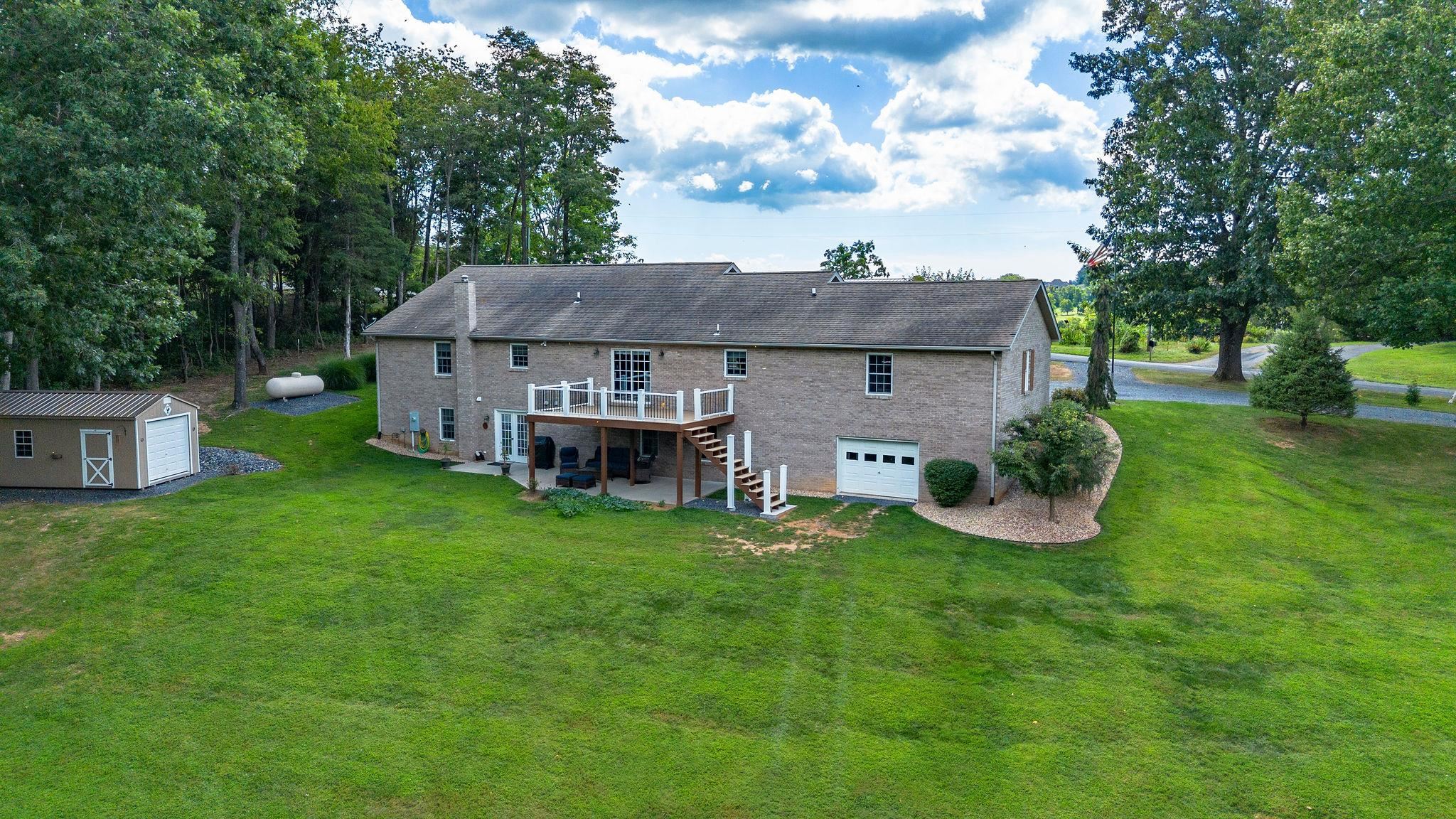 3894 SHUTTERLEE MILL LN, STAUNTON, Virginia 24401, 5 Bedrooms Bedrooms, ,3 BathroomsBathrooms,Residential,3894 SHUTTERLEE MILL LN,668362 MLS # 668362