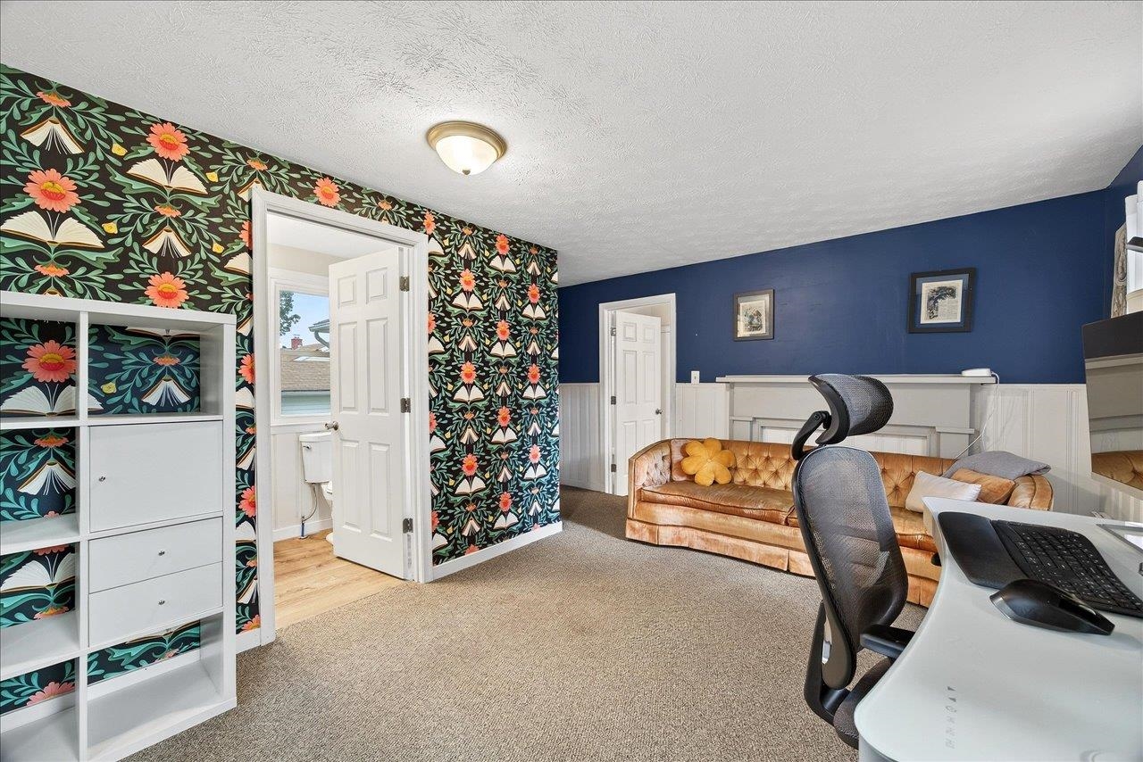 524 B ST, STAUNTON, Virginia 24401, 4 Bedrooms Bedrooms, ,2 BathroomsBathrooms,Residential,524 B ST,668374 MLS # 668374