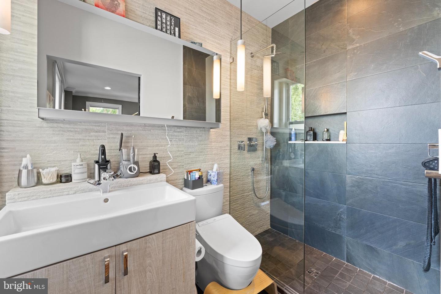 15 SEATON PL NE #2, WASHINGTON, District Of Columbia 20002, 3 Bedrooms Bedrooms, ,2 BathroomsBathrooms,Residential,For sale,15 SEATON PL NE #2,DCDC2215488 MLS # DCDC2215488