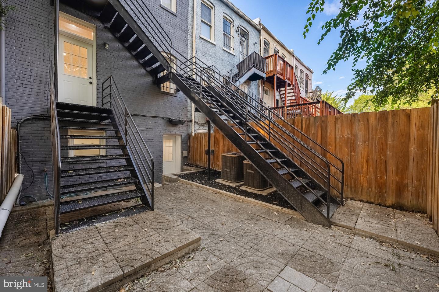 15 SEATON PL NE #2, WASHINGTON, District Of Columbia 20002, 3 Bedrooms Bedrooms, ,2 BathroomsBathrooms,Residential,For sale,15 SEATON PL NE #2,DCDC2215488 MLS # DCDC2215488