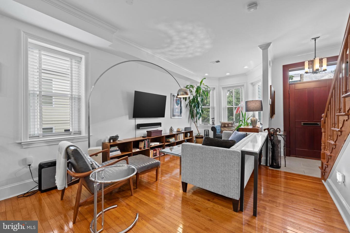 15 SEATON PL NE #2, WASHINGTON, District Of Columbia 20002, 3 Bedrooms Bedrooms, ,2 BathroomsBathrooms,Residential,For sale,15 SEATON PL NE #2,DCDC2215488 MLS # DCDC2215488