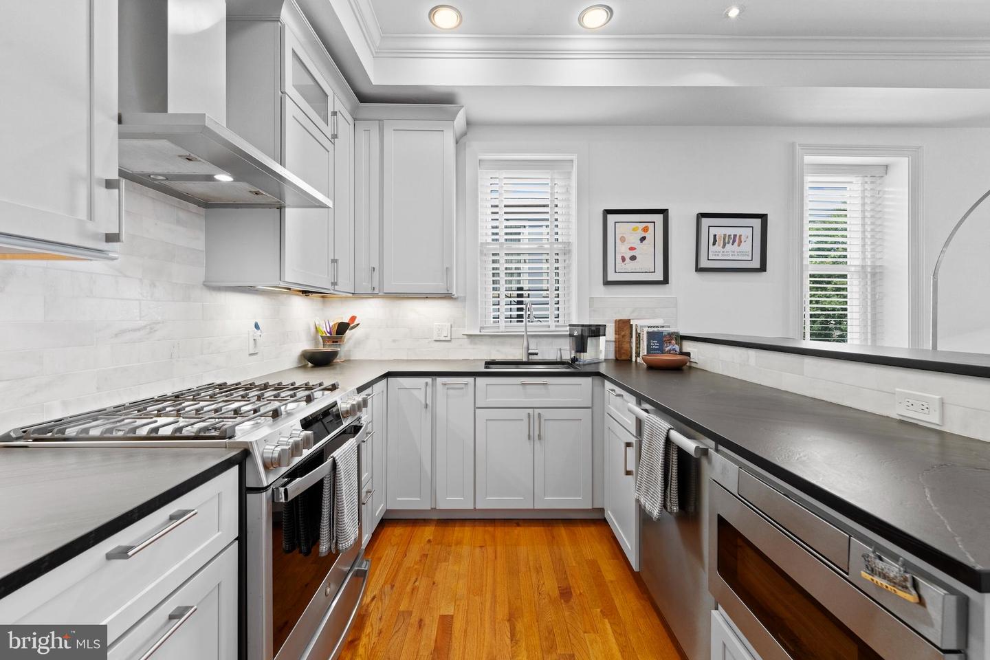 15 SEATON PL NE #2, WASHINGTON, District Of Columbia 20002, 3 Bedrooms Bedrooms, ,2 BathroomsBathrooms,Residential,For sale,15 SEATON PL NE #2,DCDC2215488 MLS # DCDC2215488