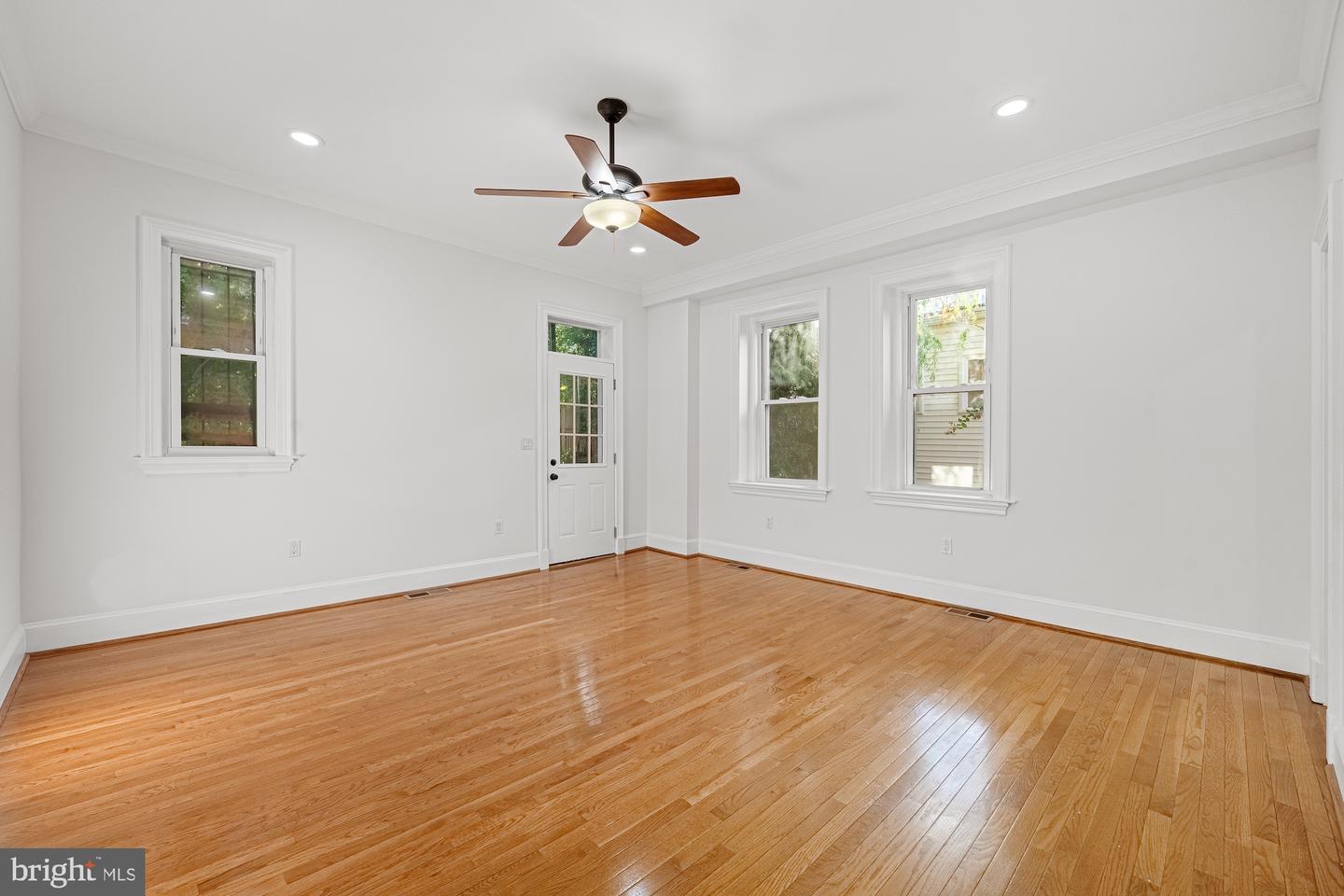 15 SEATON PL NE #1, WASHINGTON, District Of Columbia 20002, 3 Bedrooms Bedrooms, ,2 BathroomsBathrooms,Residential,For sale,15 SEATON PL NE #1,DCDC2215594 MLS # DCDC2215594