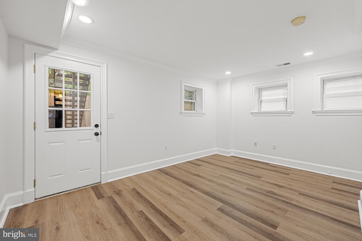 15 SEATON PL NE #1, WASHINGTON, District Of Columbia 20002, 3 Bedrooms Bedrooms, ,2 BathroomsBathrooms,Residential,For sale,15 SEATON PL NE #1,DCDC2215594 MLS # DCDC2215594
